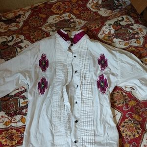 White bottom up shirt